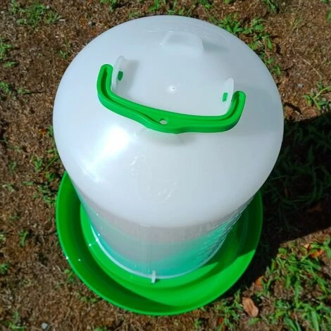 CHEMIN DES POULAILLERS Abreuvoir Poule En Plastique Premium Avec Poignée Et Bouchon 12l Vert - Gaun 3 CHEMIN DES POULAILLERS Abreuvoir Poule En Plastique Premium Avec Poignée Et Bouchon 12l Vert - Gaun – Image 3